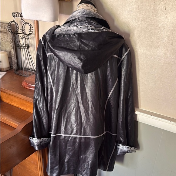 Pantera Rare Original Collection Women's Black Jacket NWT 599.00 - Picture 4 of 5